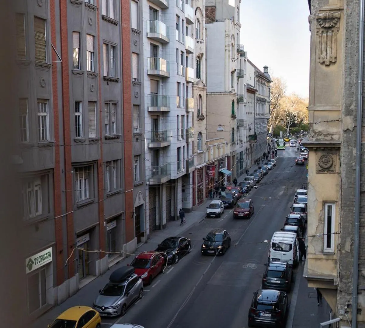 Апартаменты New and spacious apt in downtown Будапешт
